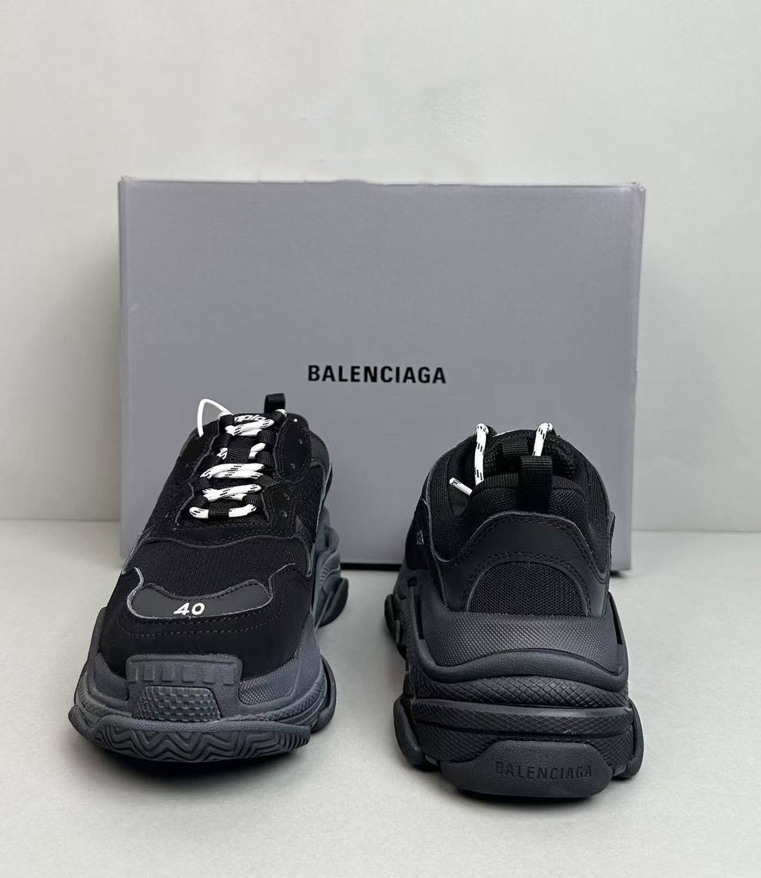  Balenciaga Triple S