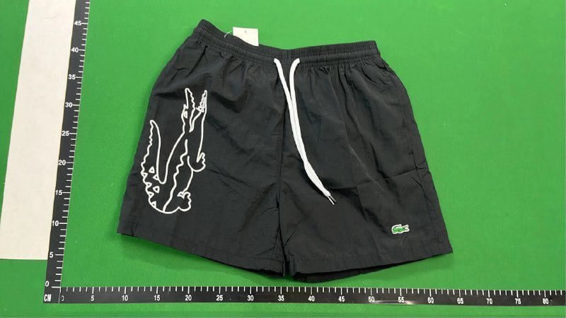  Lacoste shorts  (9 CP)