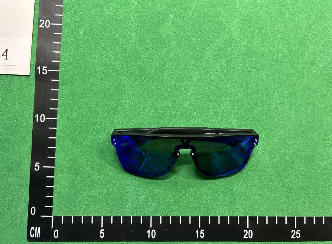  Louis Vuitton Sunglasses