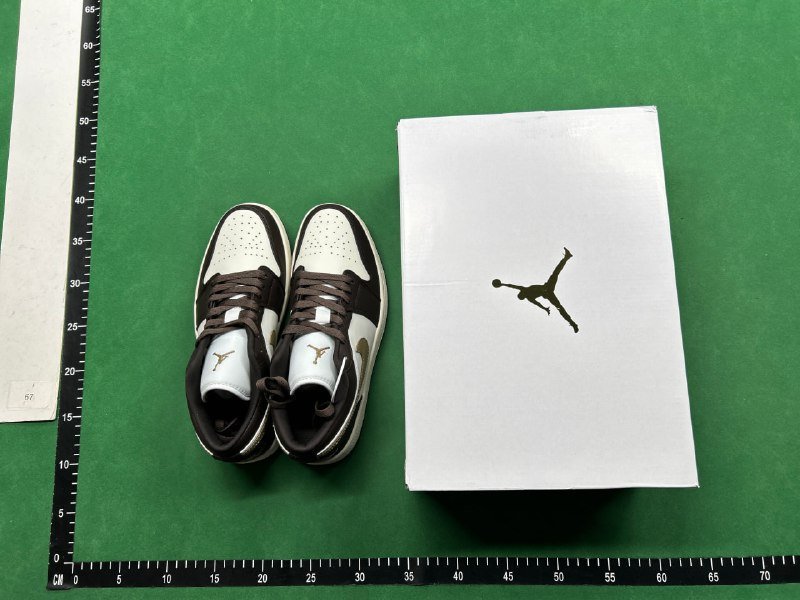 Nike Air Jordan 1 Low Sneakers [40 styles]