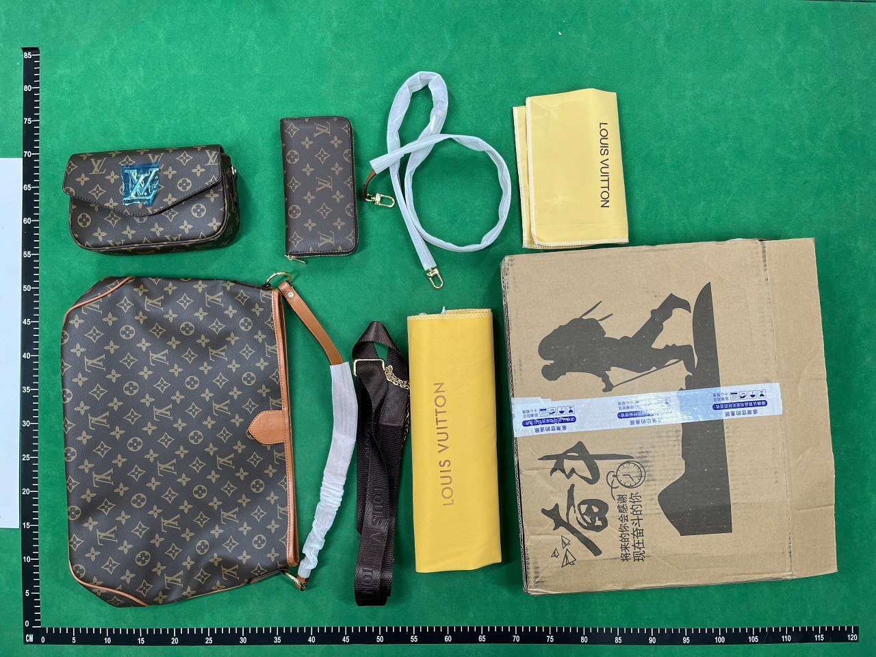 Louis Vuitton Monogram Neverfull Tote Bag & Wallet Set [40 styles]
