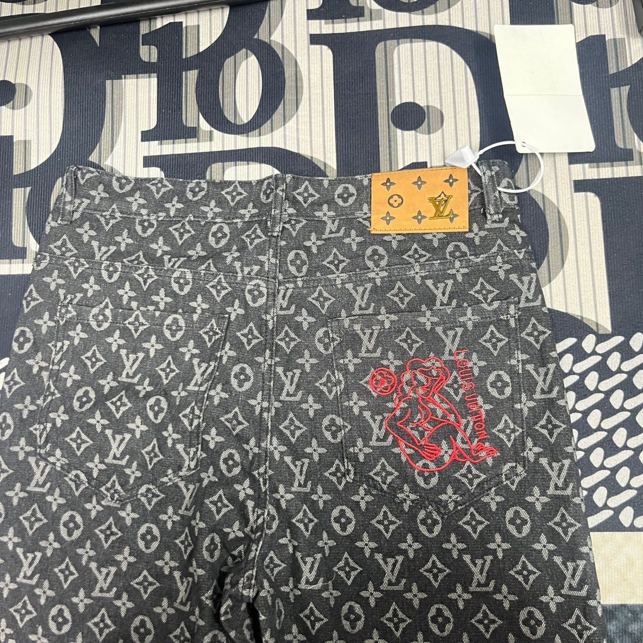  Louis Vuitton Monogram Denim Jeans