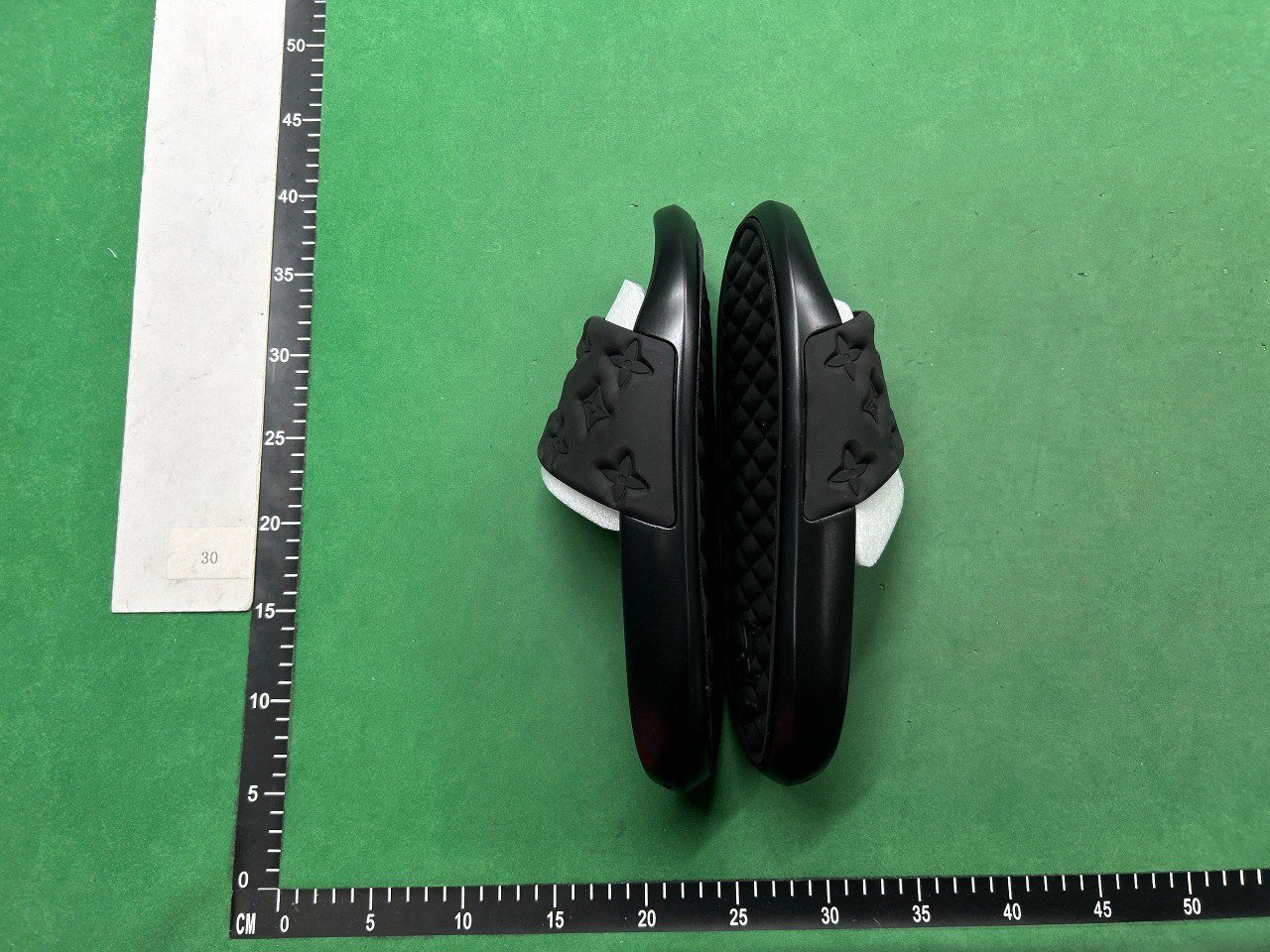 Dior Oblique Saddle Bags [40 styles]