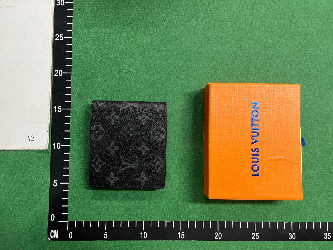 Louis Vuitton Monogram and Damier Canvas Wallets [11 styles]