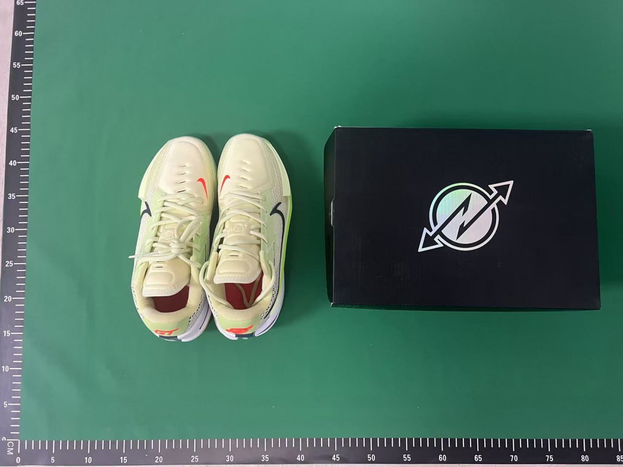  NIKE AIR ZOOM G.T. CUT