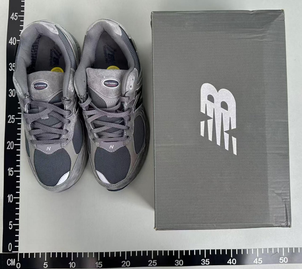 New Balance 2002R