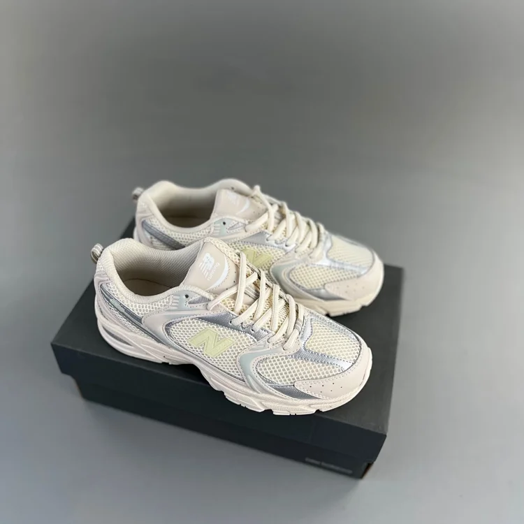 New Balance 9060 Men's and Women's Casual Running Shoes