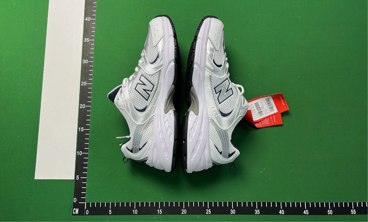 New Balance 9060 Men's and Women's Casual Running Shoes