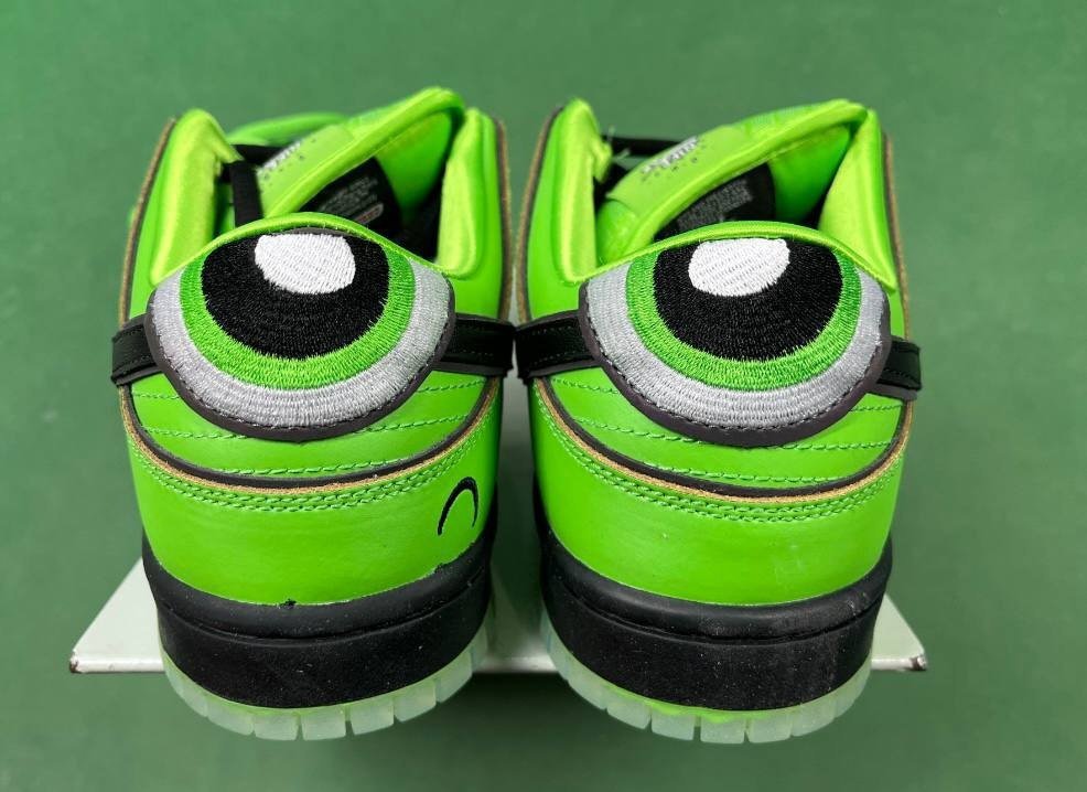 Nike Dunk Low SB X The Powerpuff Girls