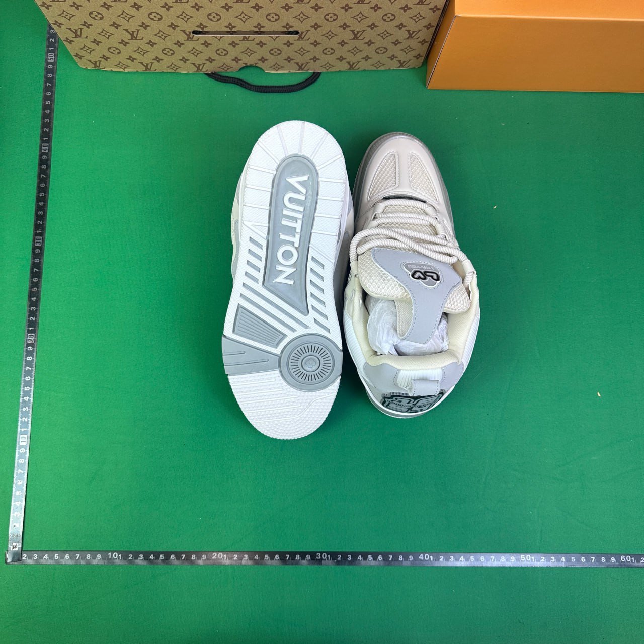 LV skates high quality