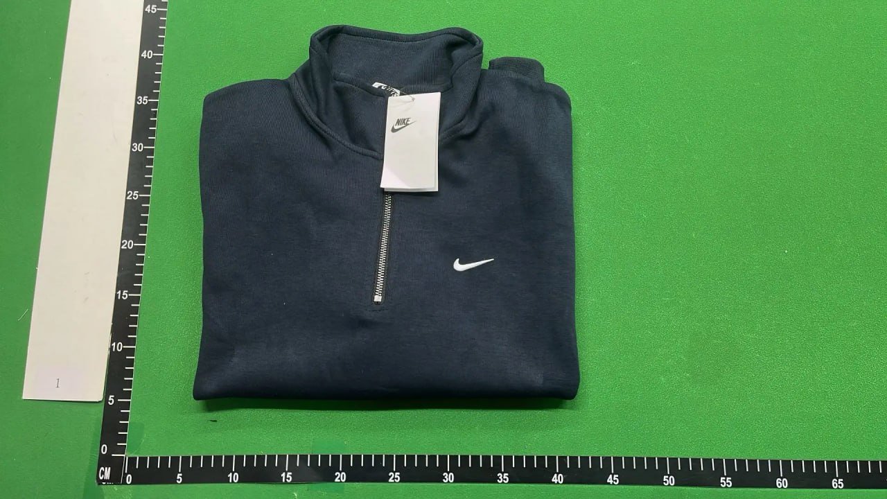 Nike Sweater 