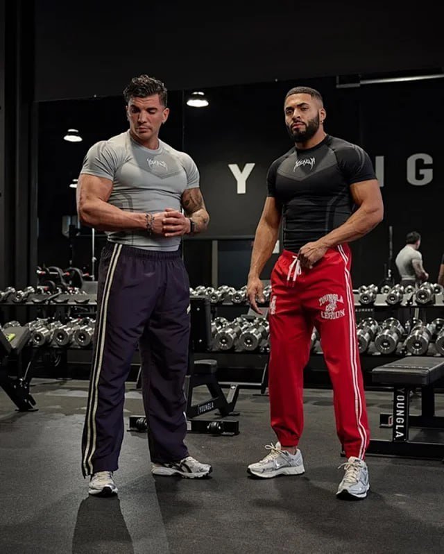 YOUNGAL tee