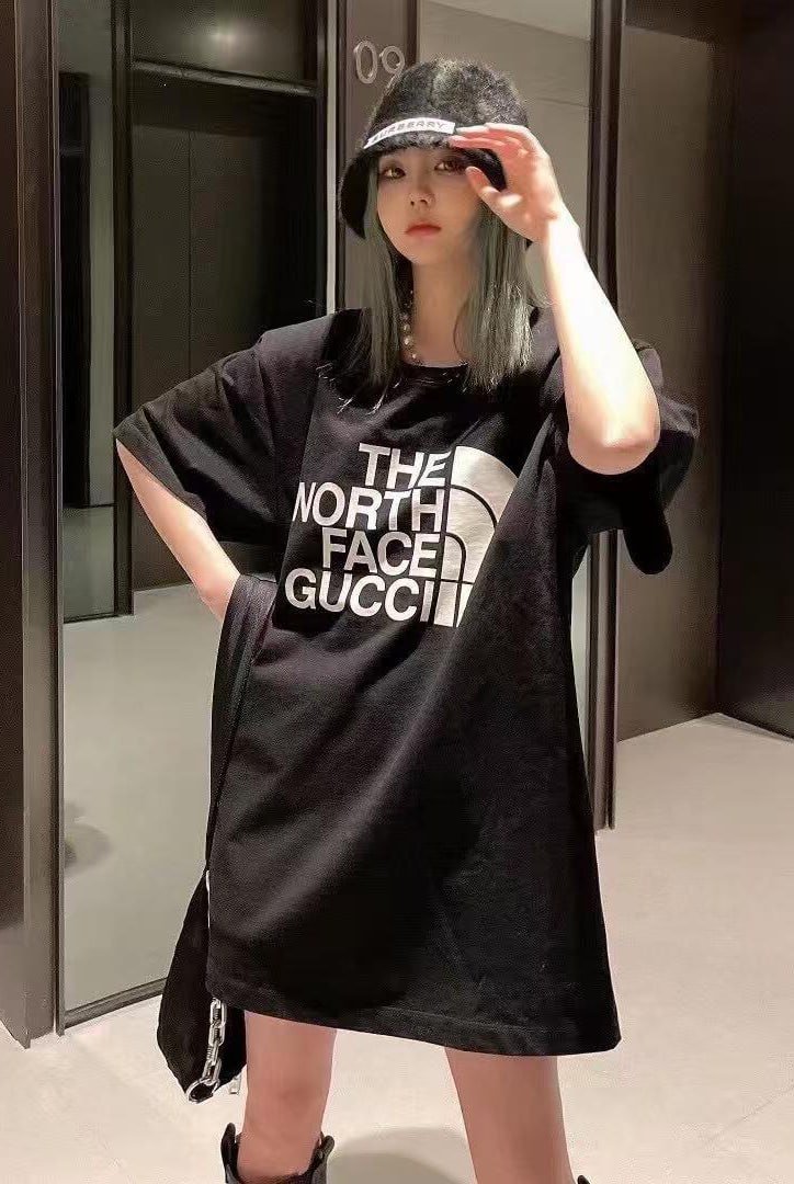 the north face tee