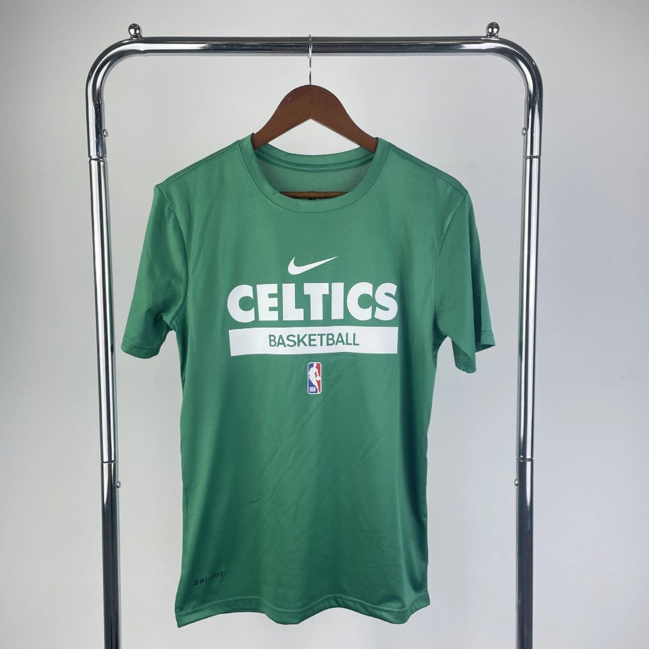 NIKE basketball NBA TEE