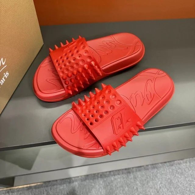 Christian Louboutin CL slipper