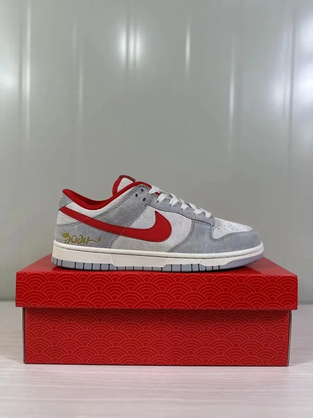 NIKE DUUNK the north face supreme bape Louis LV carhartt gucci 2026 dior 
