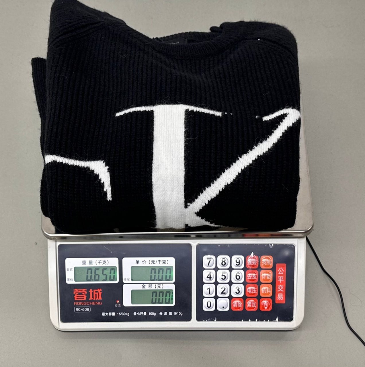 Calvin Klein Sweater