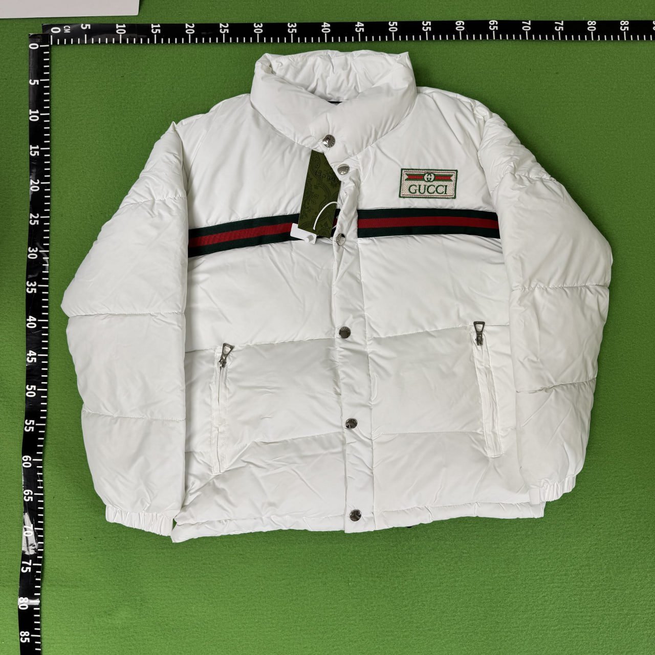 :LV/Gucci cardigan sweater/vest/down jacket