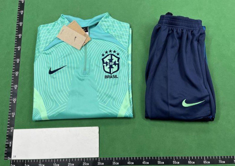 NIKE Soccer Suits（38+ Styles）