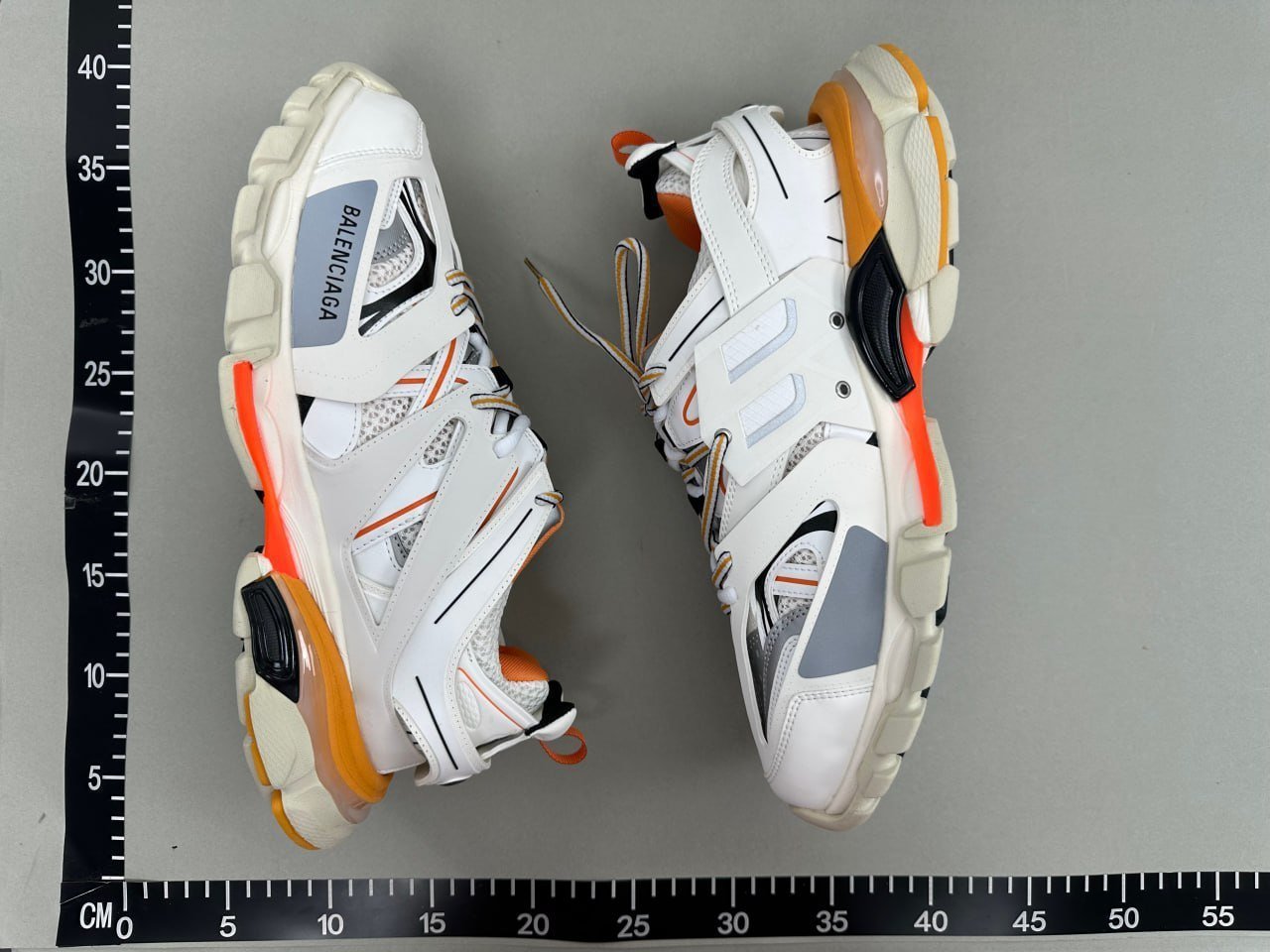 Balenciaga track