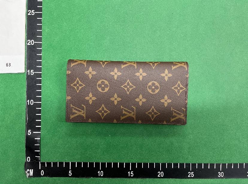   lv wallet 