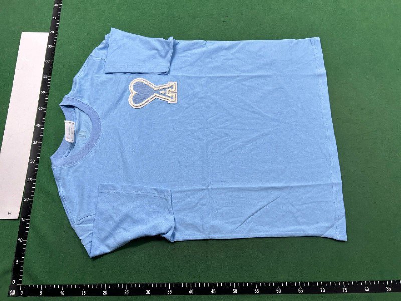 AMI T-shirt ( 40 + styles)