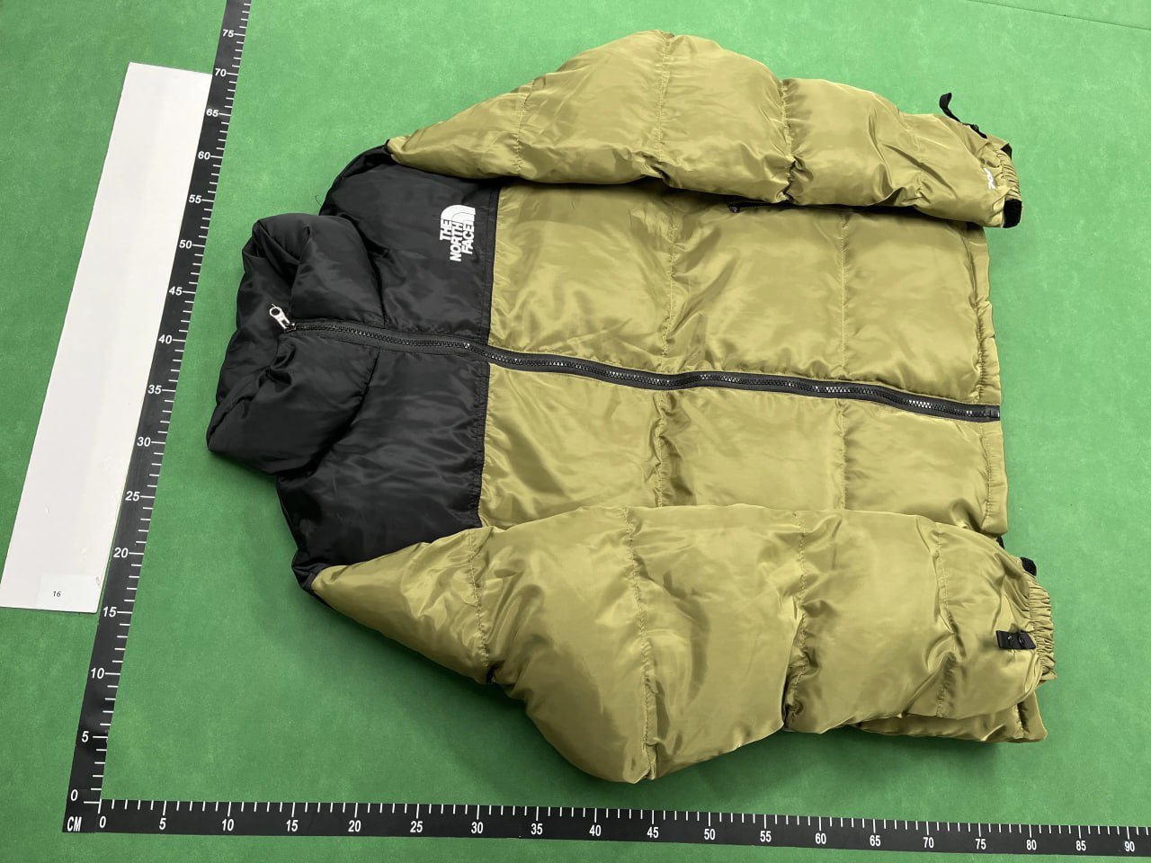 The North Face Puffer 