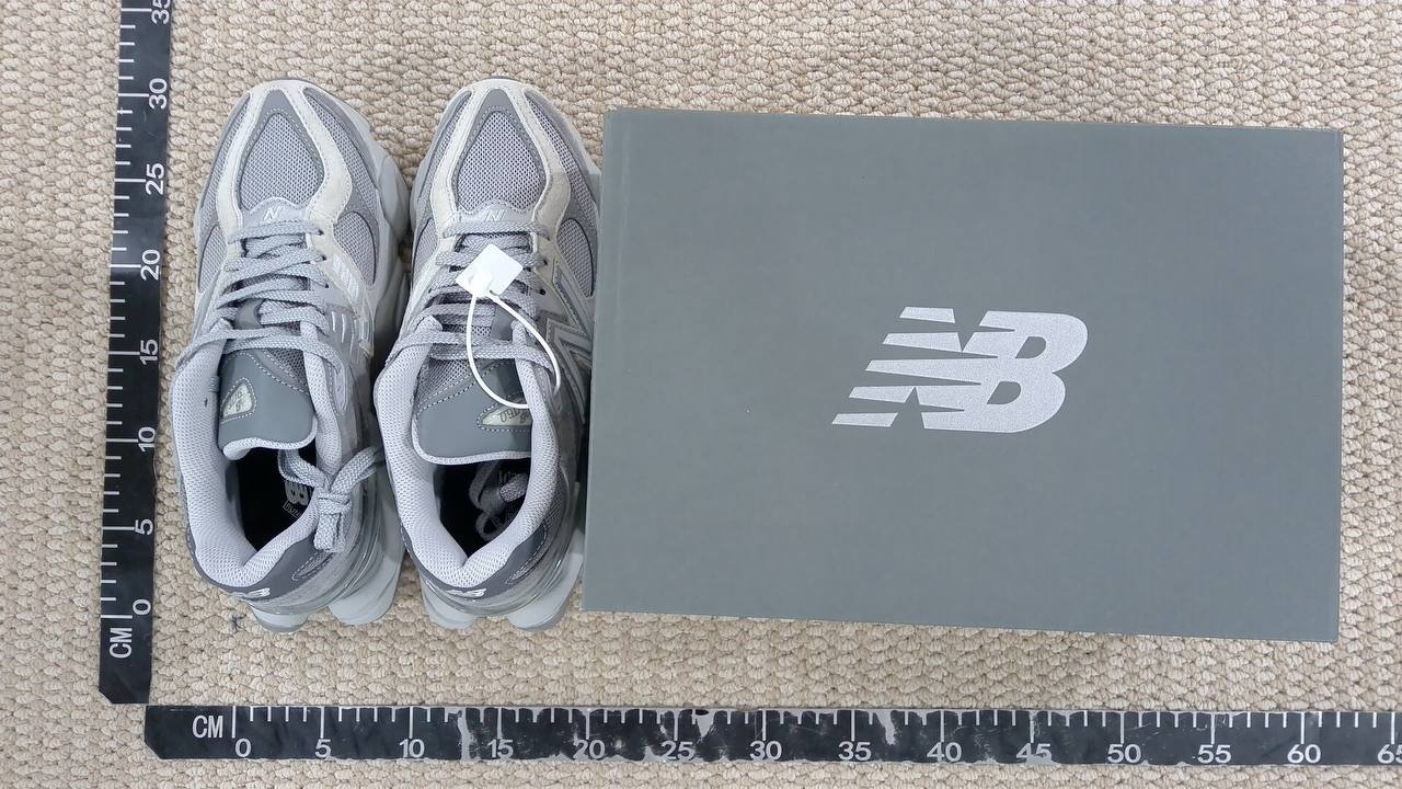 New Balance 9060 Sneakers 