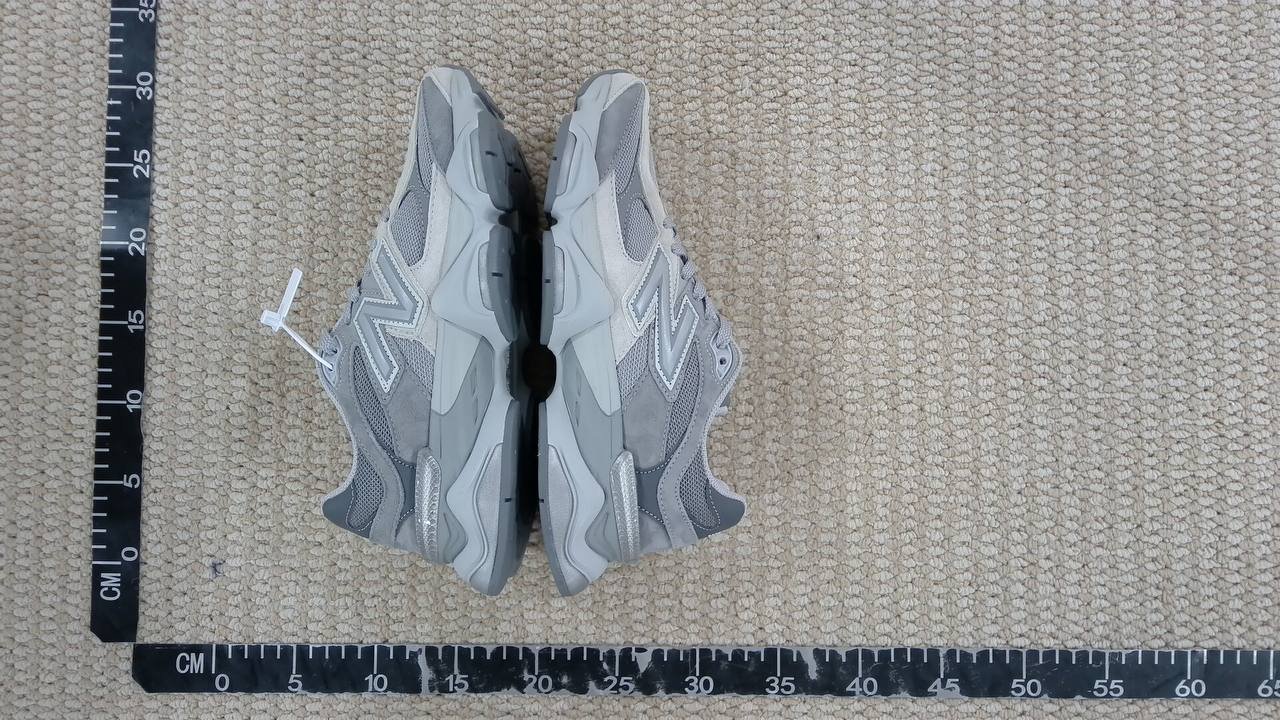 New Balance 9060 Sneakers 