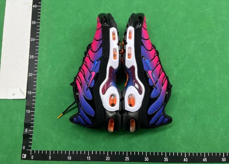 NIKE TN