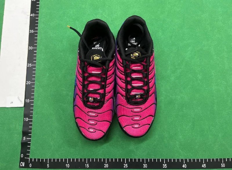 NIKE TN
