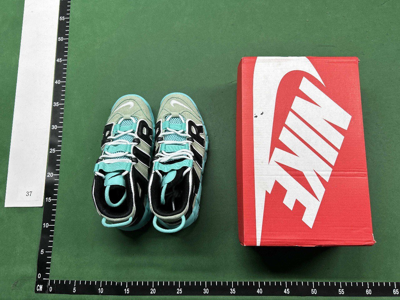 NIKE Wmns Air More Uptempo