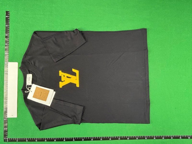LV T-shirts 