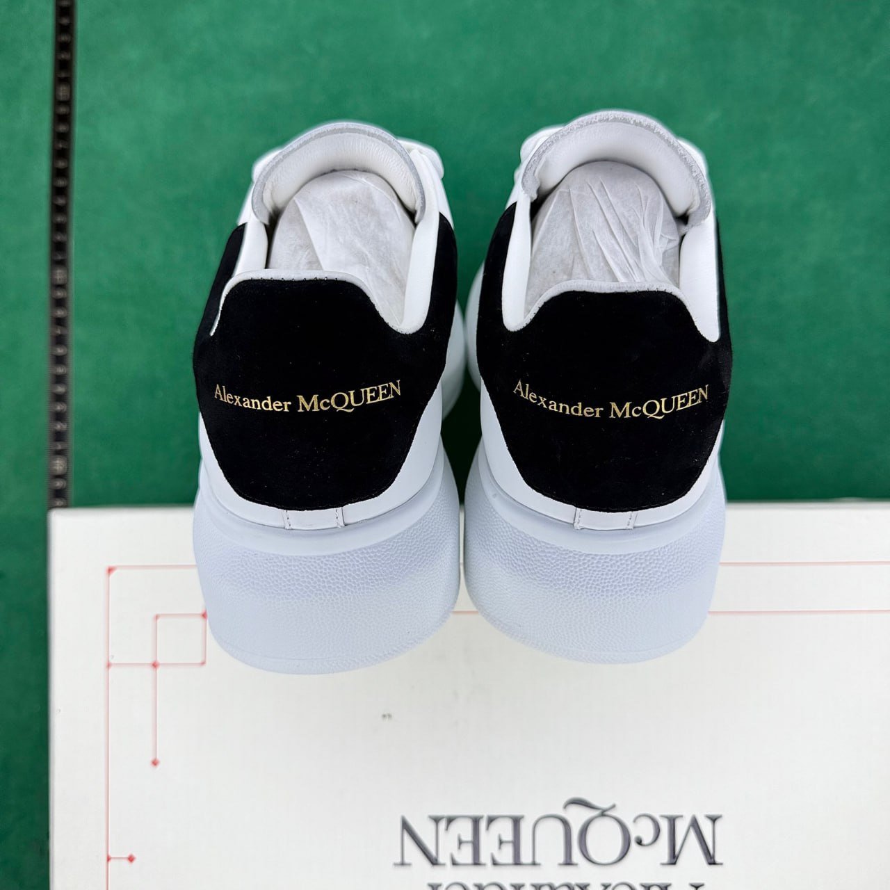 Alexander McQueen 