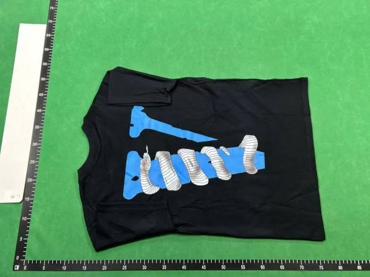 Vlone  T—Shirt