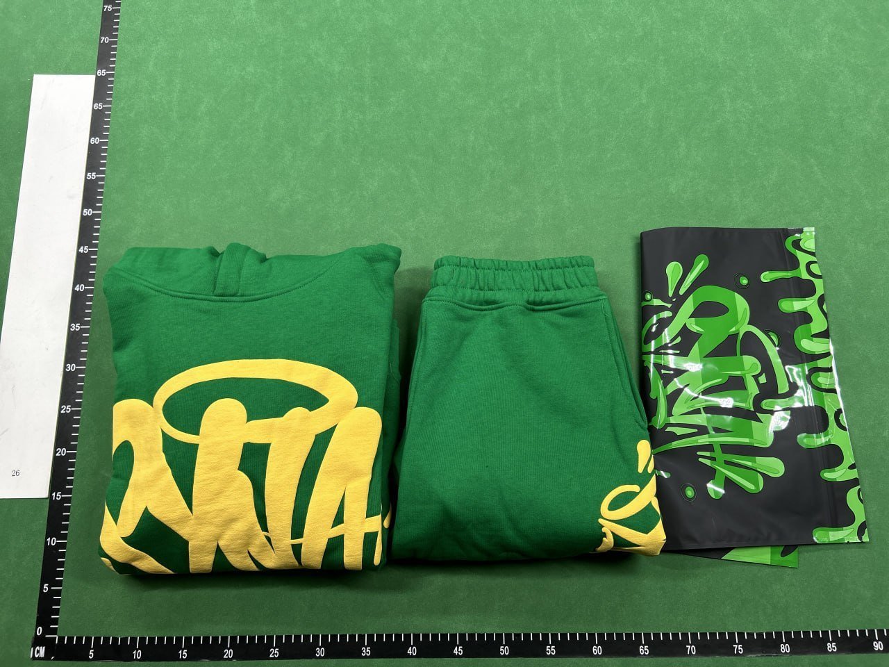 Syna World Short Hoodie Set