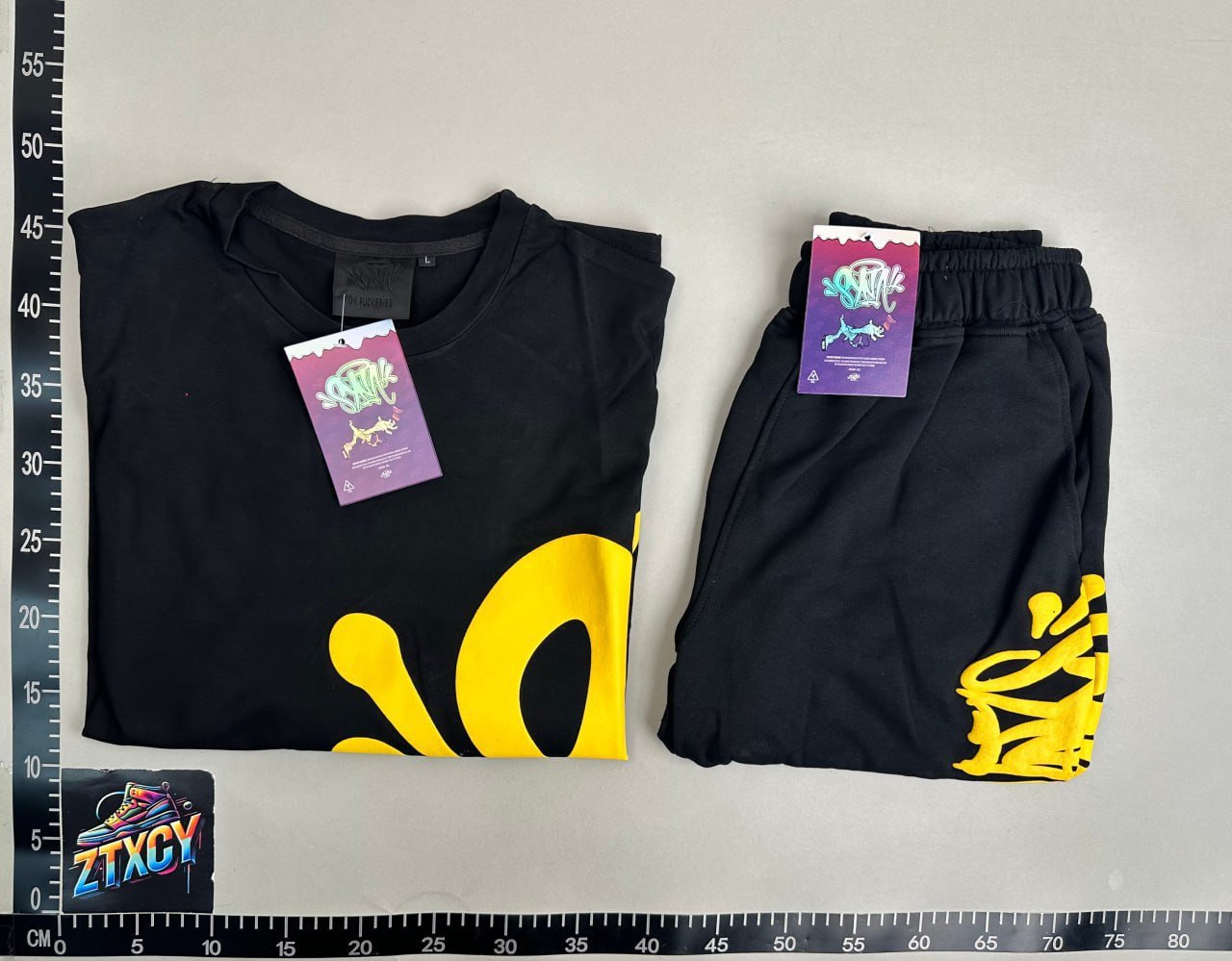 Syna World suit 