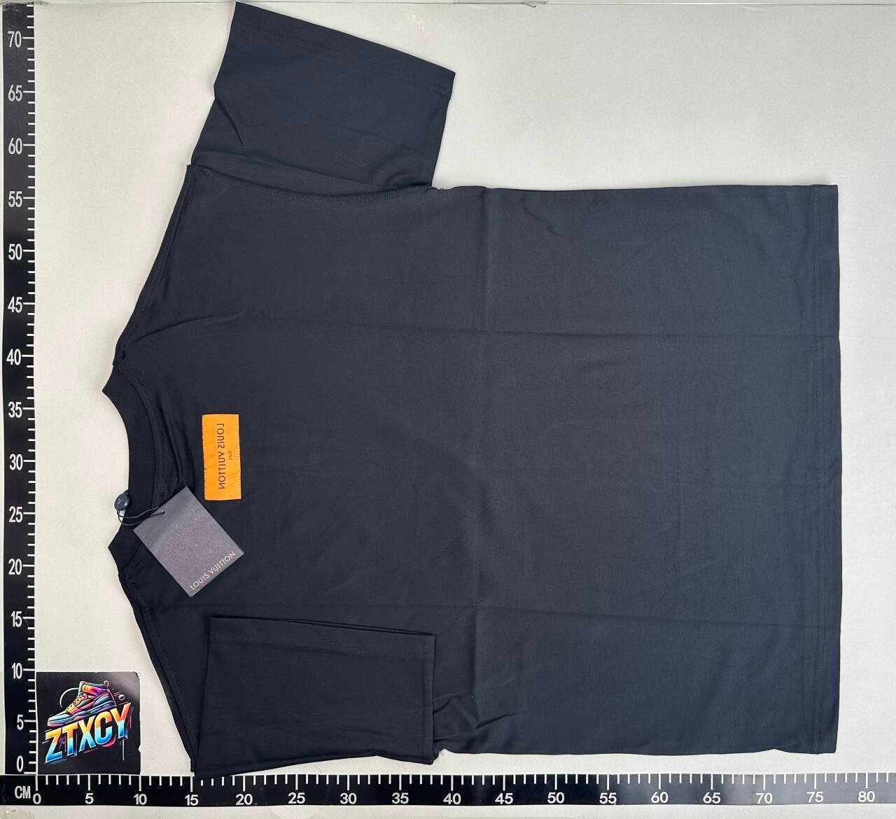 LV T-shirt