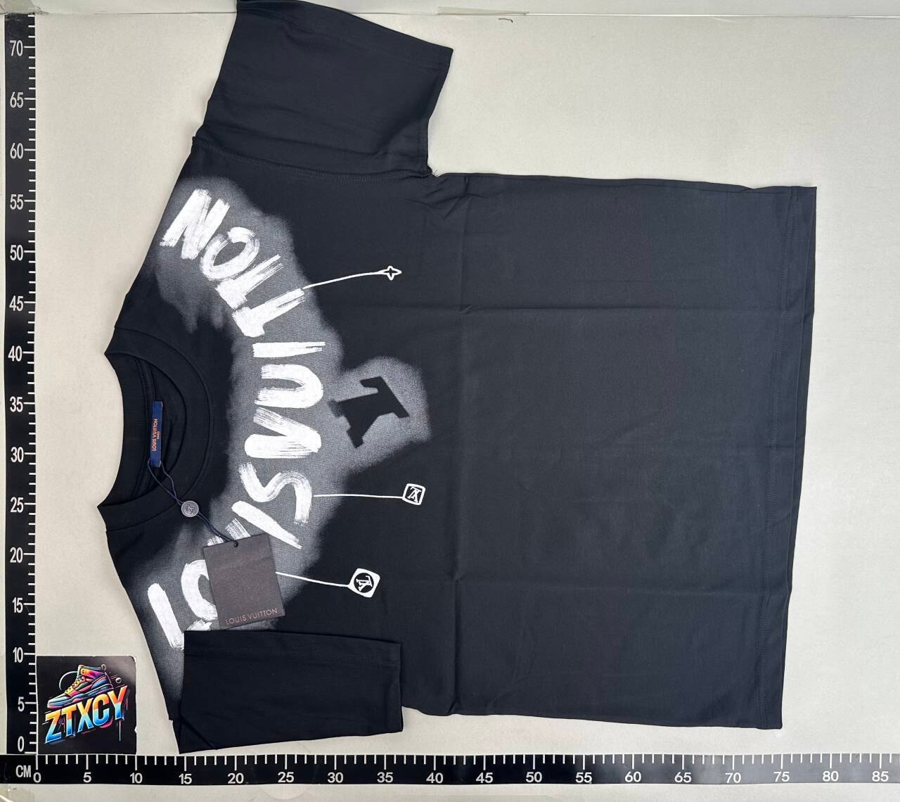LV T-shirt