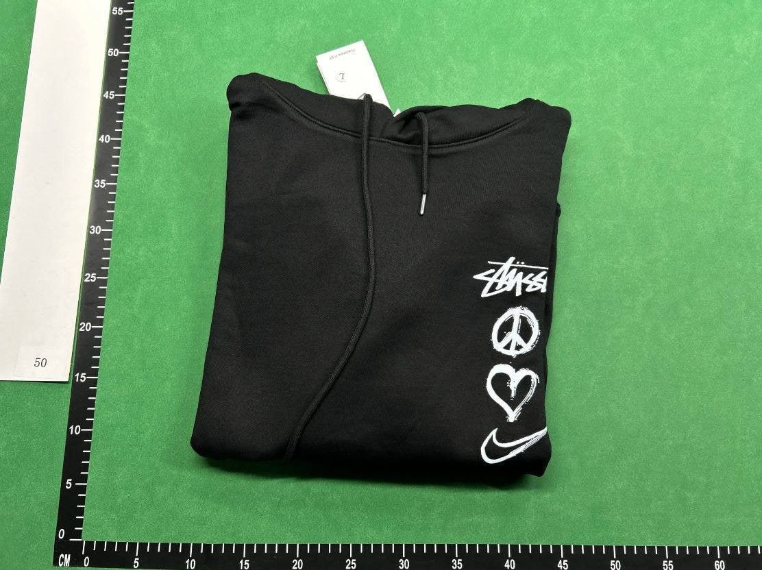 Nike sweatshirt