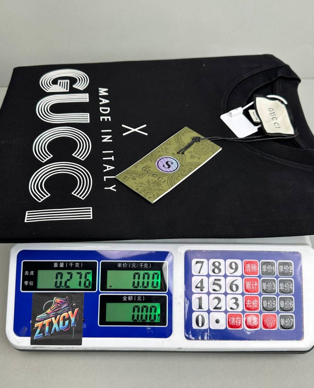 GUCCI T-shirt