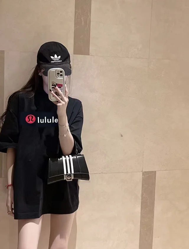  lulu TEE