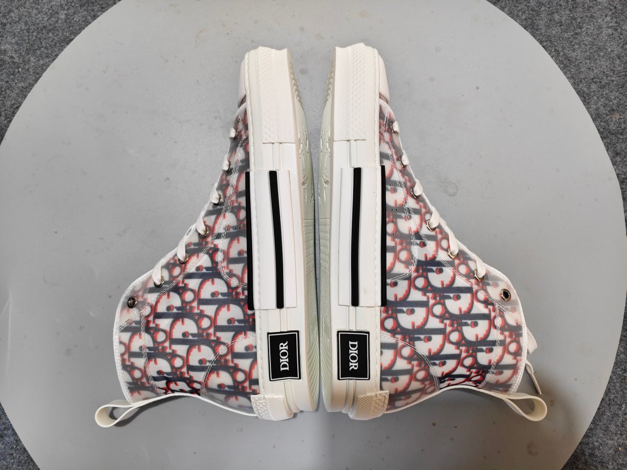 DIOR B23