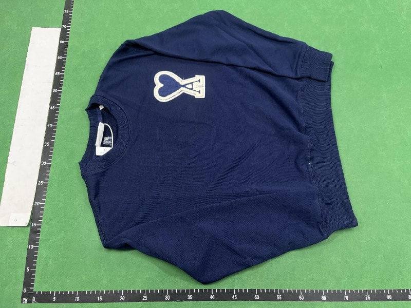 Ami sweater（40 style TOP）
