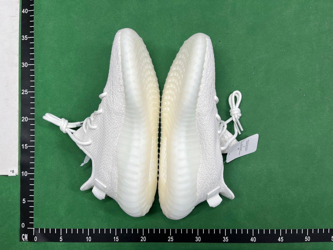  YEEZY 350