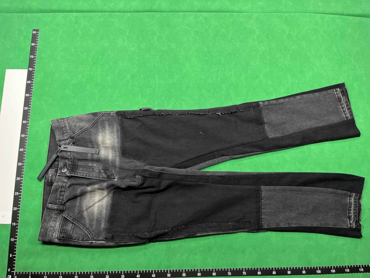 AMIRI Jeans(+30 color)                                                                                               